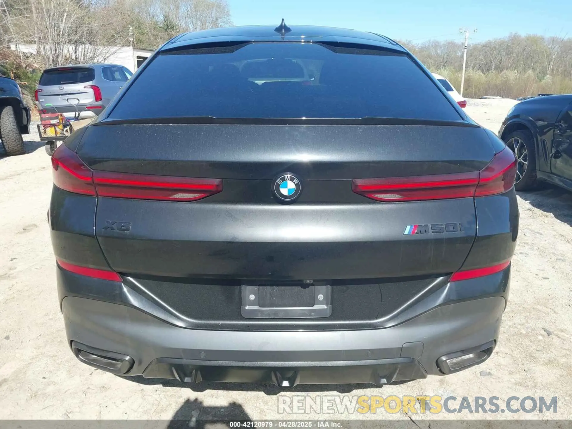 16 Фотография поврежденного автомобиля 5UXCY8C08M9E32340 BMW X6 2021