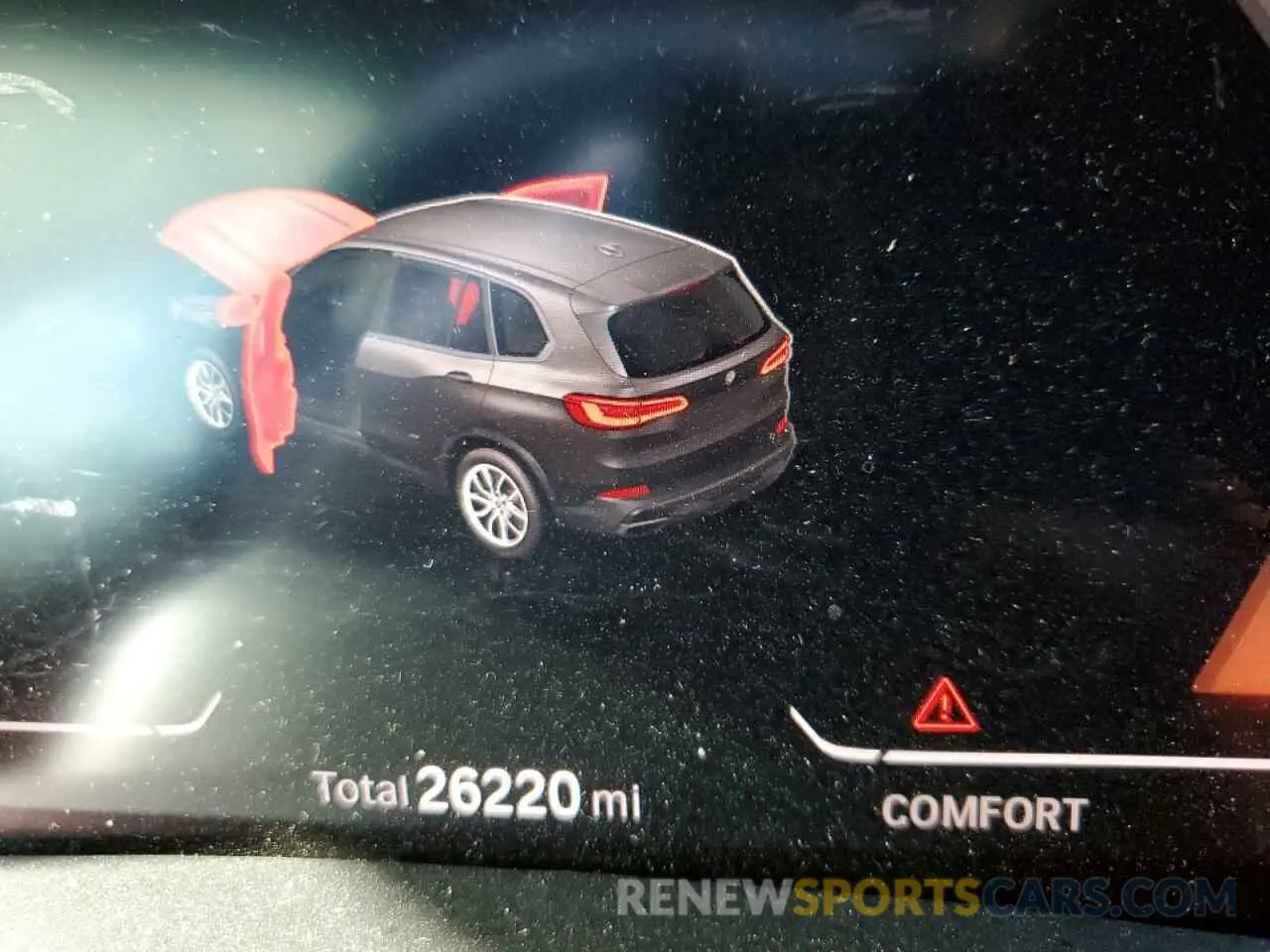 8 Photograph of a damaged car 5UXCY8C09M9E66884 BMW X6 2021