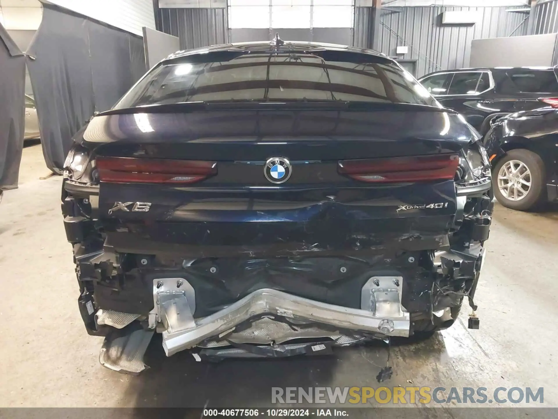 17 Фотография поврежденного автомобиля 5UXCY6C00N9L31389 BMW X6 2022
