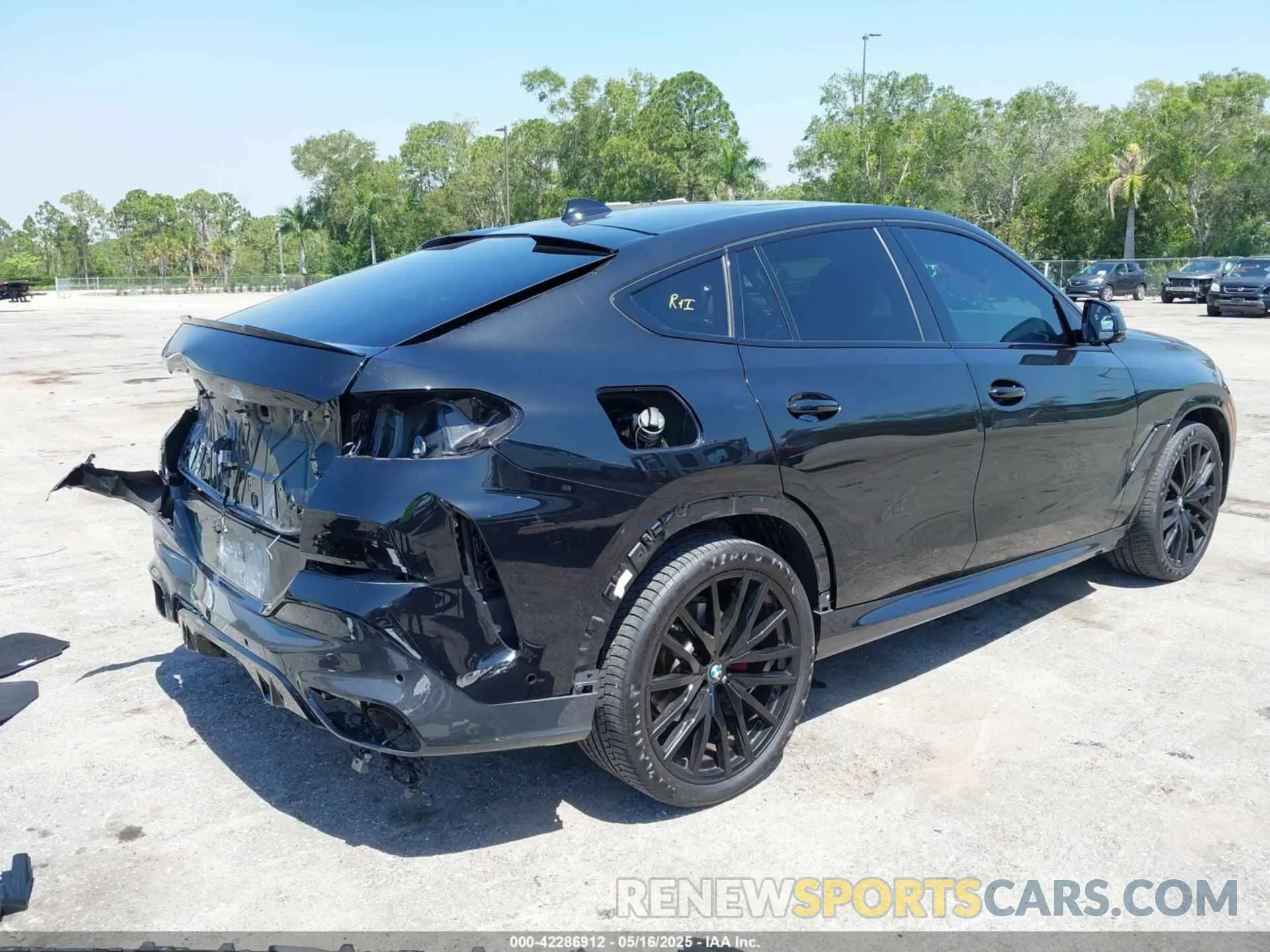 4 Фотография поврежденного автомобиля 5UXCY6C09N9L97438 BMW X6 2022