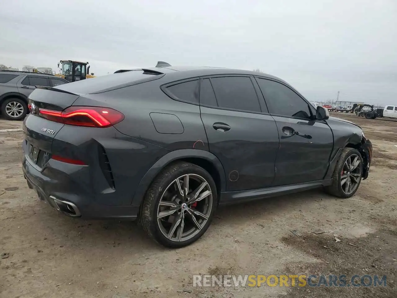 3 Photograph of a damaged car 5UXCY8C08N9N16480 BMW X6 2022