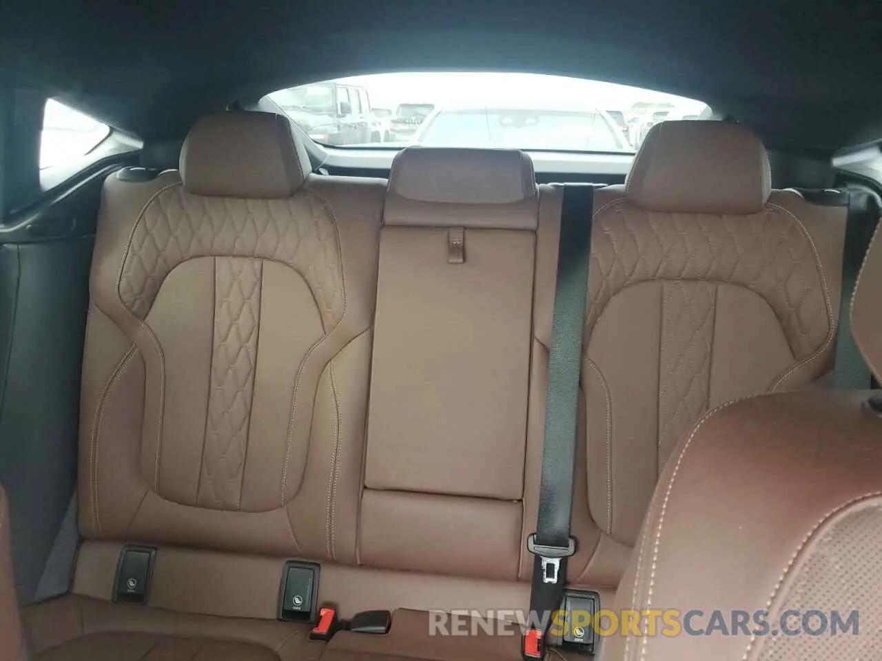 10 Фотография поврежденного автомобиля 5UXCY6C01P9P60687 BMW X6 2023