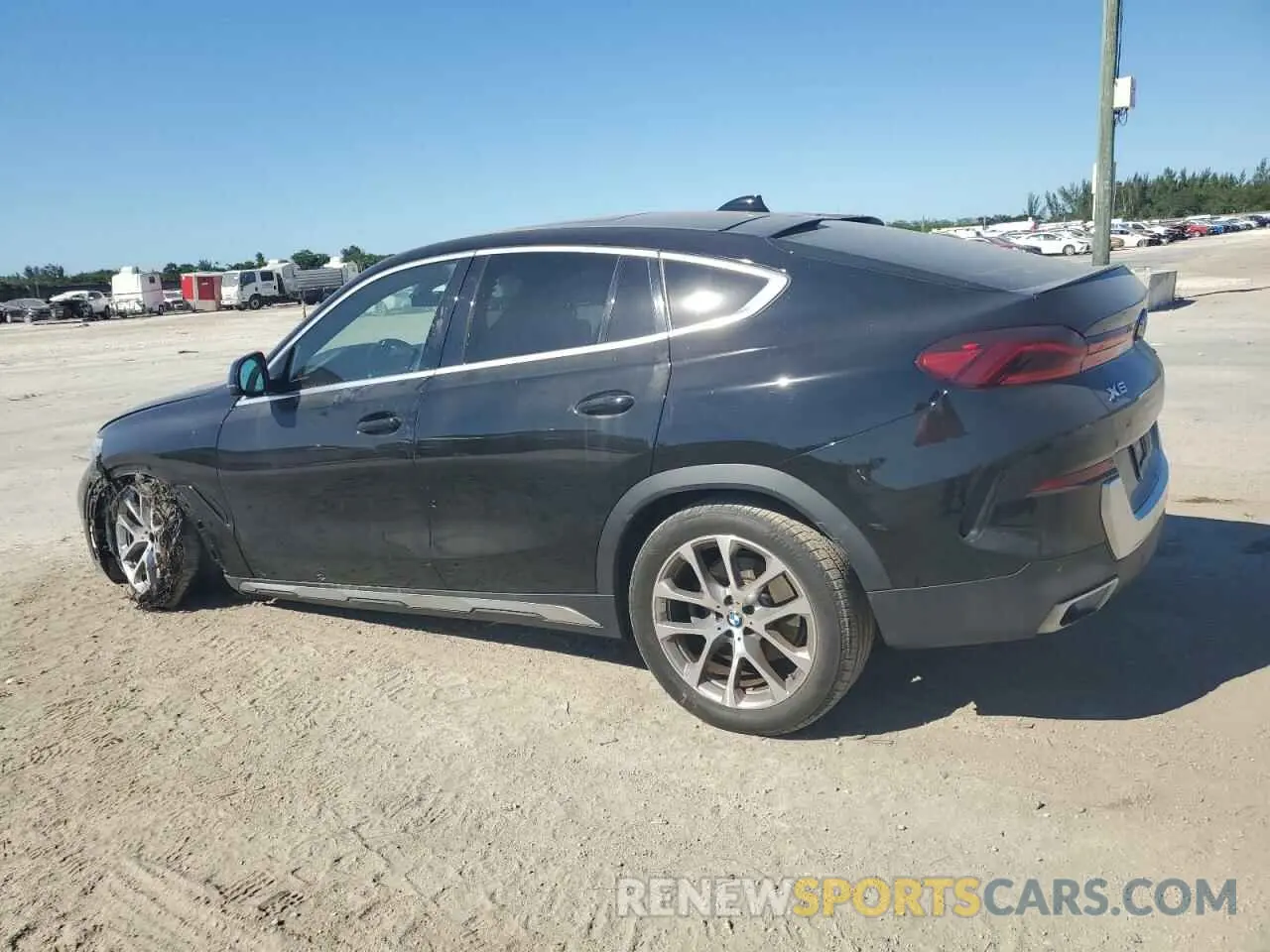 2 Photograph of a damaged car 5UXCY6C05P9P94633 BMW X6 2023