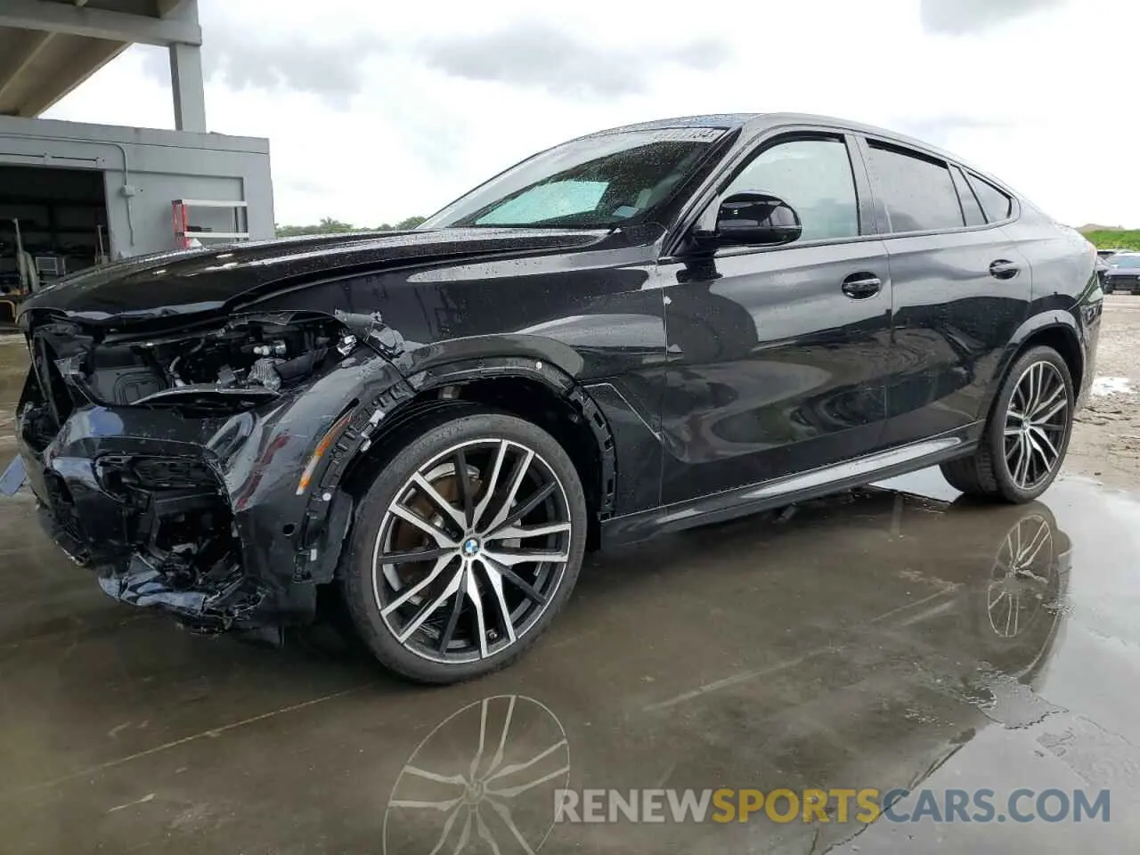 1 Photograph of a damaged car 5UXCY6C06P9P39303 BMW X6 2023