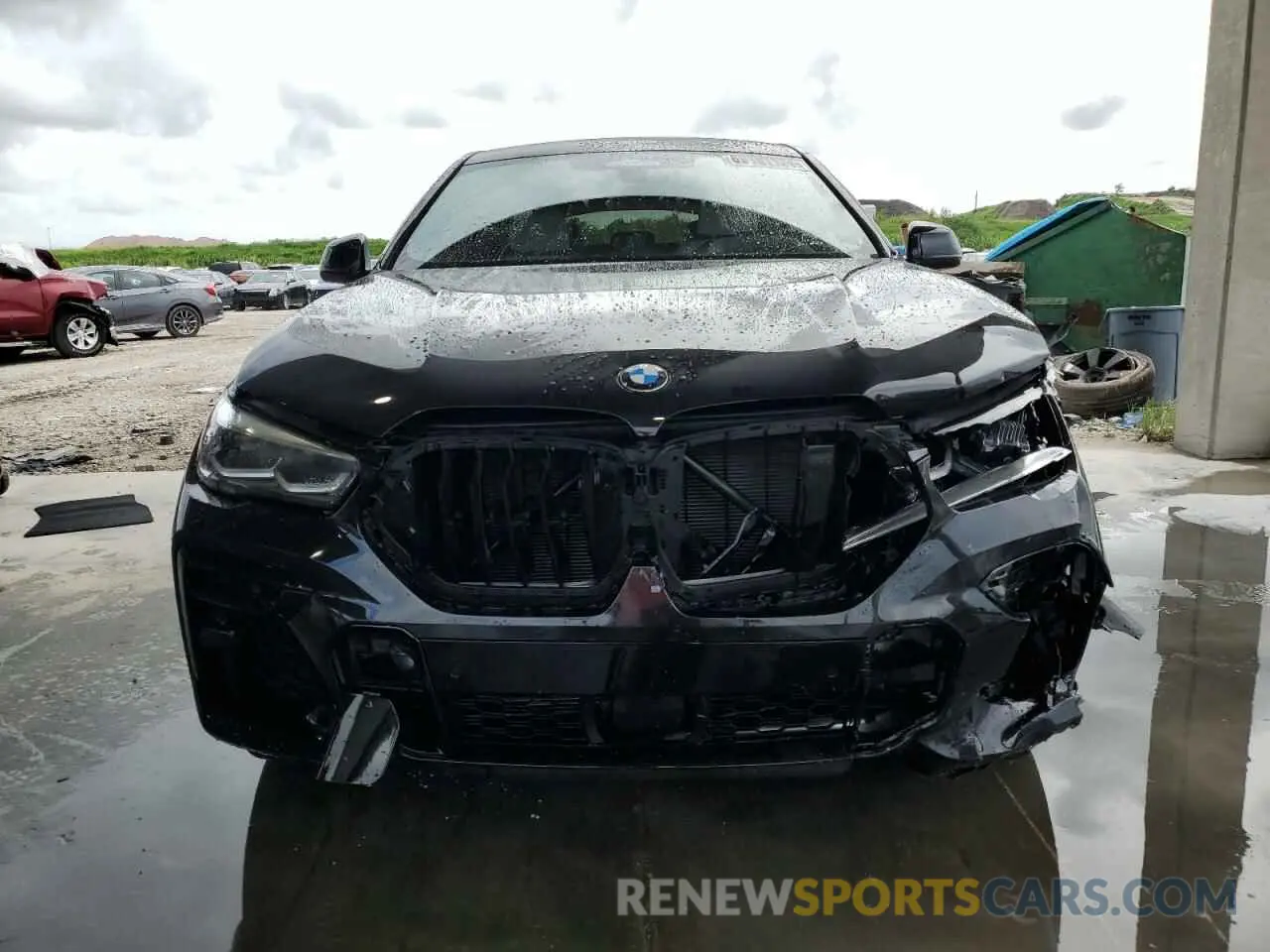 5 Photograph of a damaged car 5UXCY6C06P9P39303 BMW X6 2023