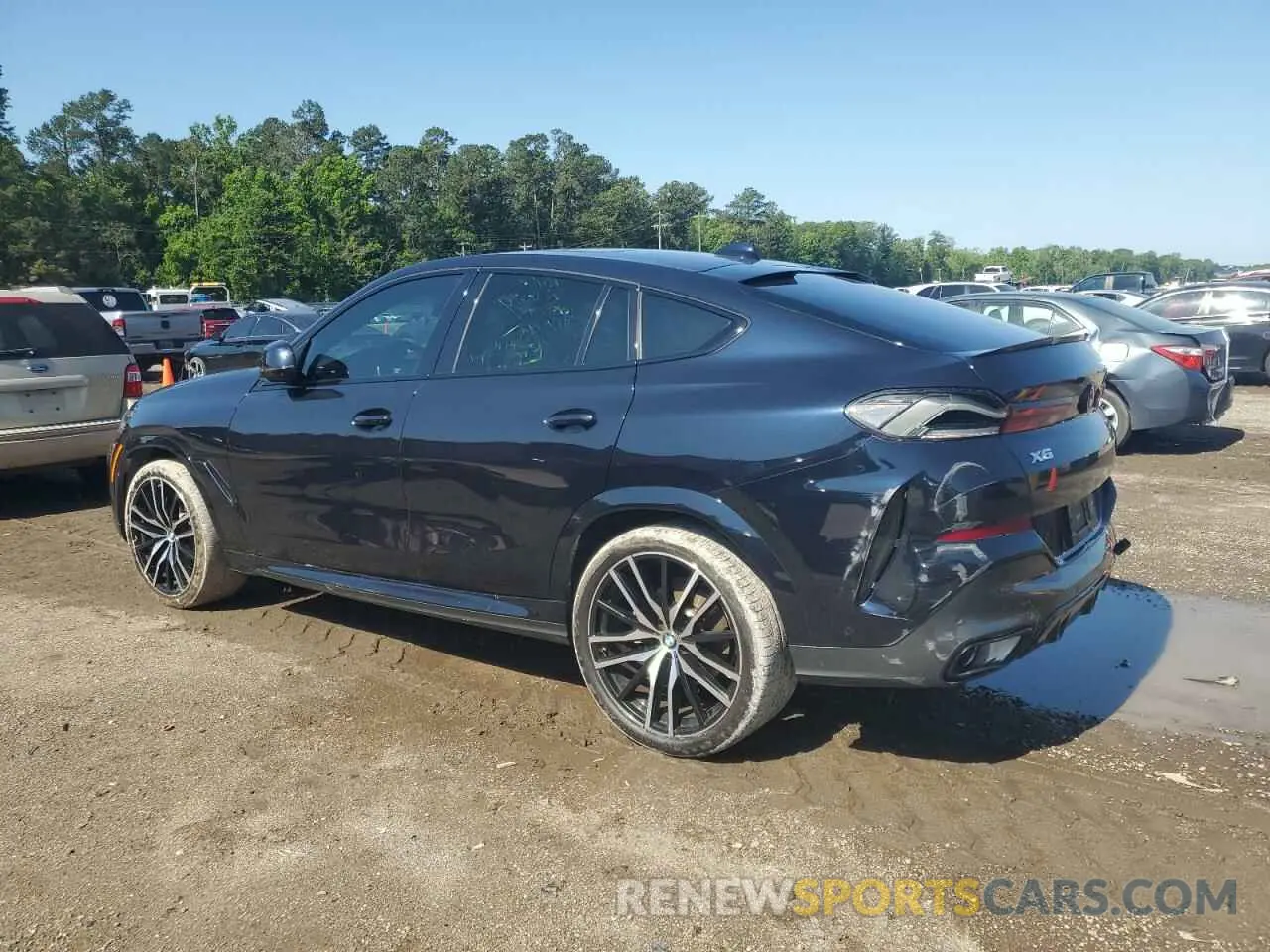 2 Photograph of a damaged car 5UXCY6C07P9N68903 BMW X6 2023