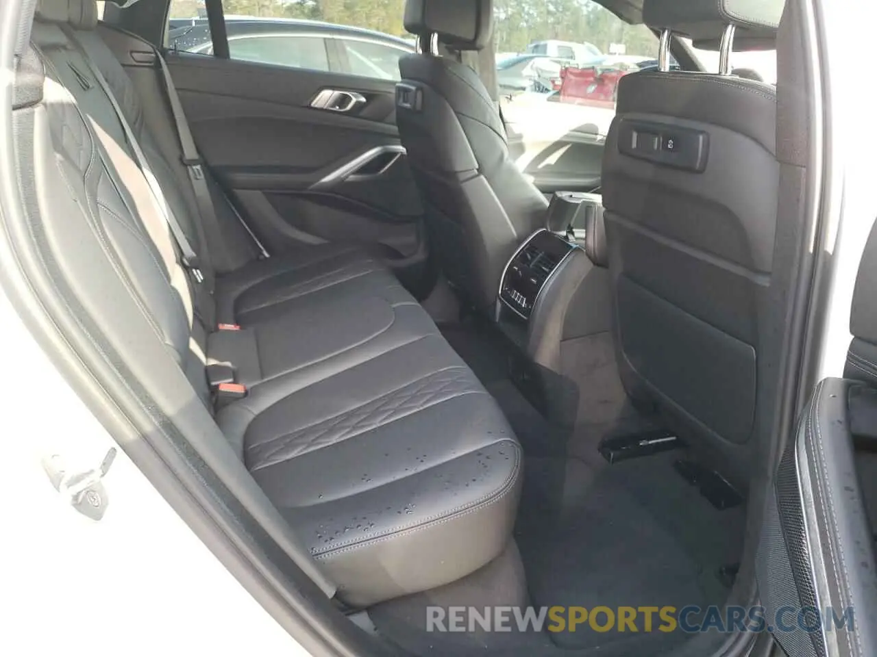 10 Фотография поврежденного автомобиля 5UXCY6C09P9N57093 BMW X6 2023
