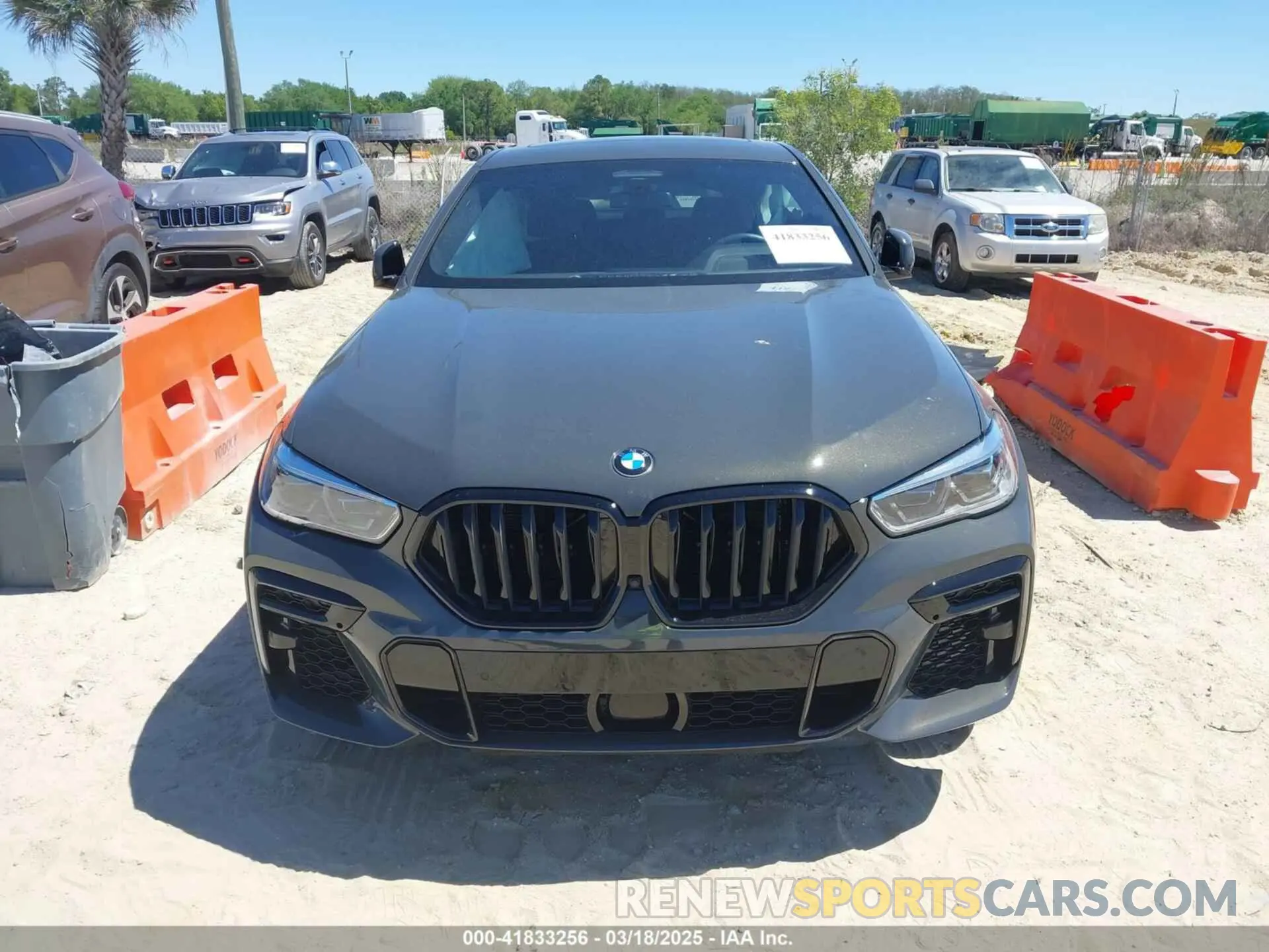 12 Фотография поврежденного автомобиля 5UXCY8C00P9P74785 BMW X6 2023