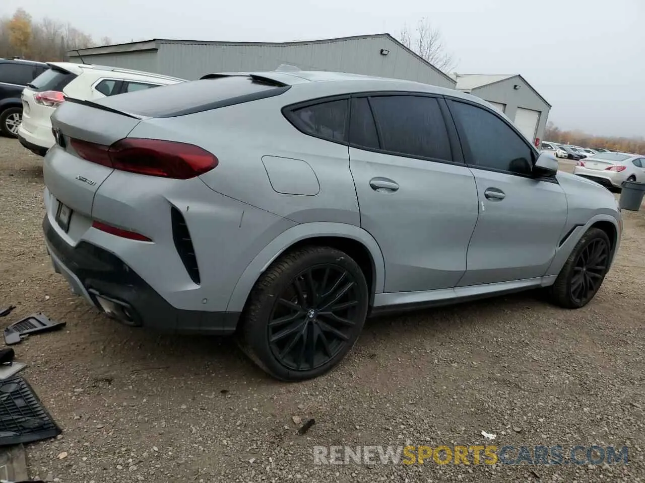 3 Photograph of a damaged car 5UX33EX03R9U39207 BMW X6 2024