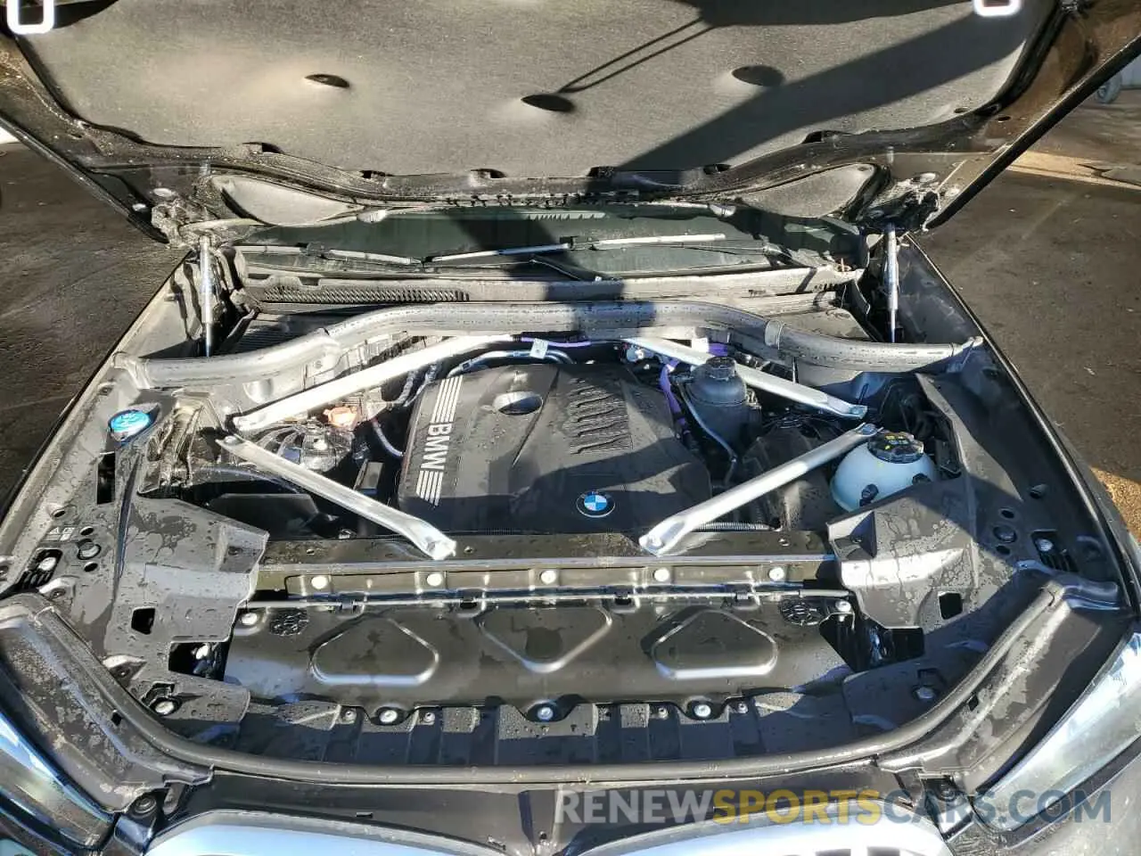 12 Фотография поврежденного автомобиля 5UX33EX03R9V81833 BMW X6 2024