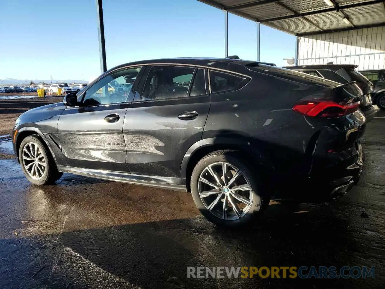 2 Фотография поврежденного автомобиля 5UX33EX03R9V81833 BMW X6 2024