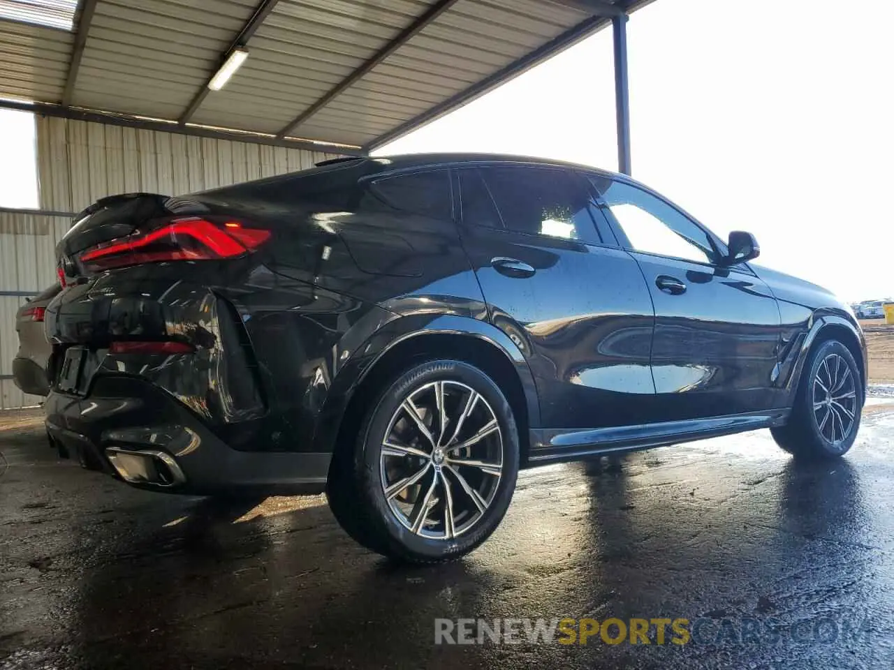3 Фотография поврежденного автомобиля 5UX33EX03R9V81833 BMW X6 2024
