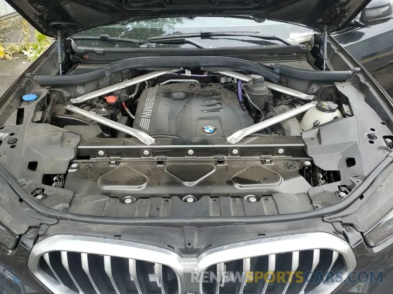 11 Фотография поврежденного автомобиля 5UX33EX06R9S46047 BMW X6 2024