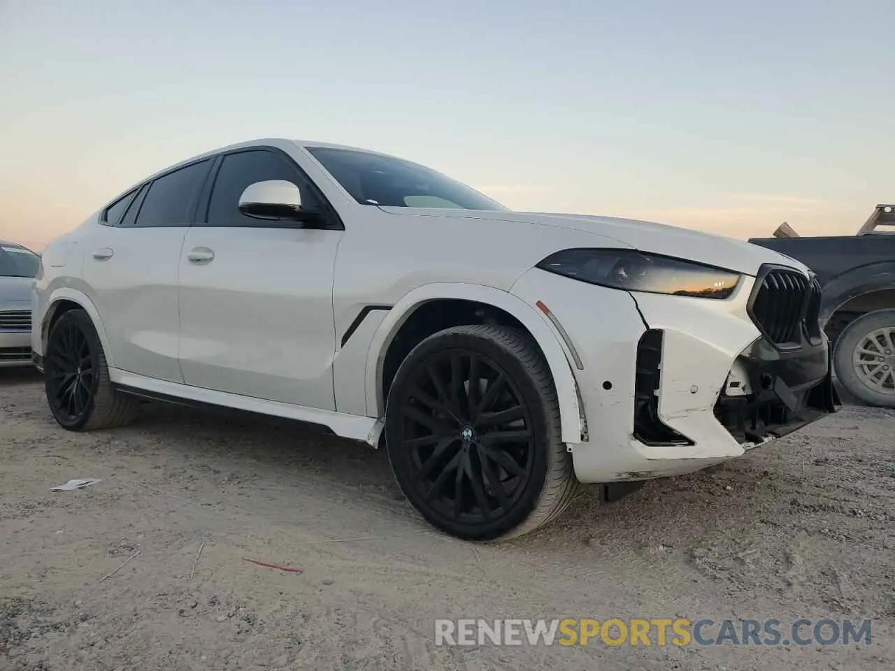 4 Photograph of a damaged car 5UX33EX08R9S90695 BMW X6 2024