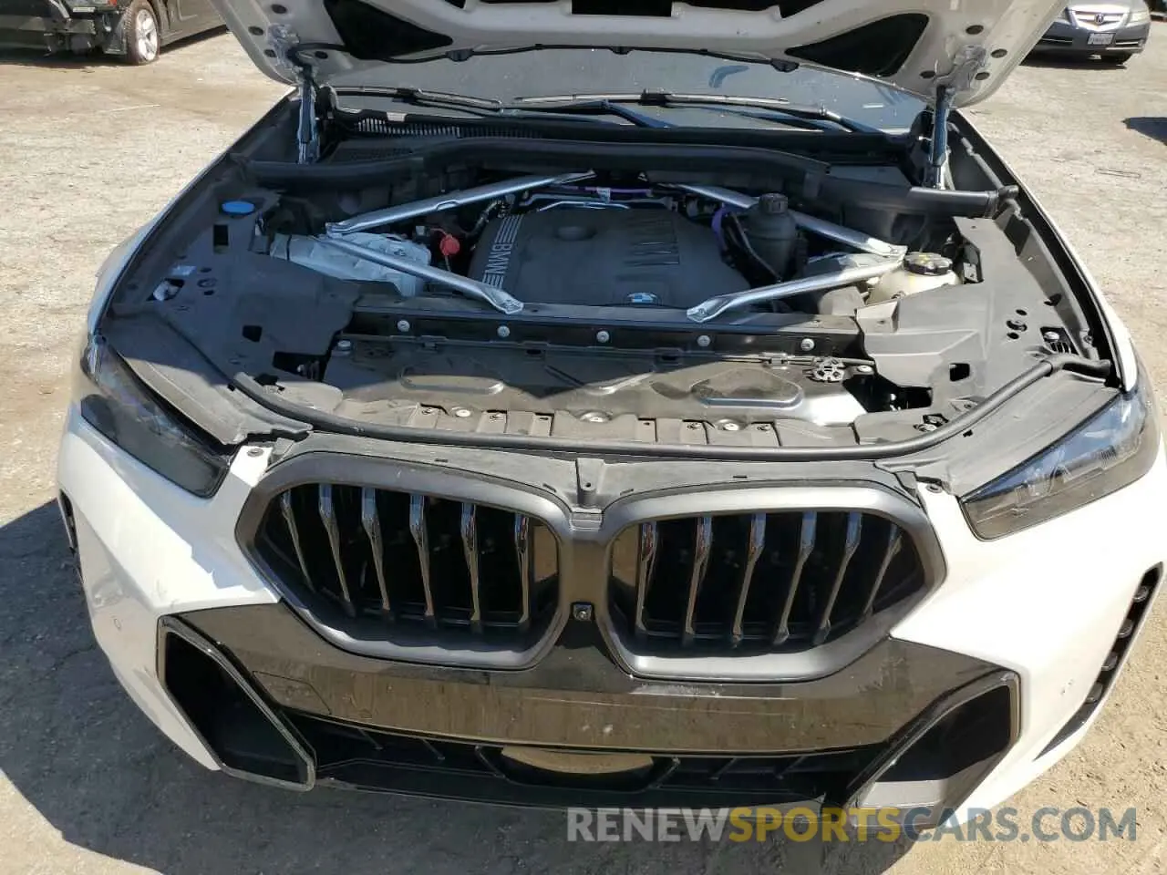 12 Photograph of a damaged car 5UX33EX08R9W08654 BMW X6 2024