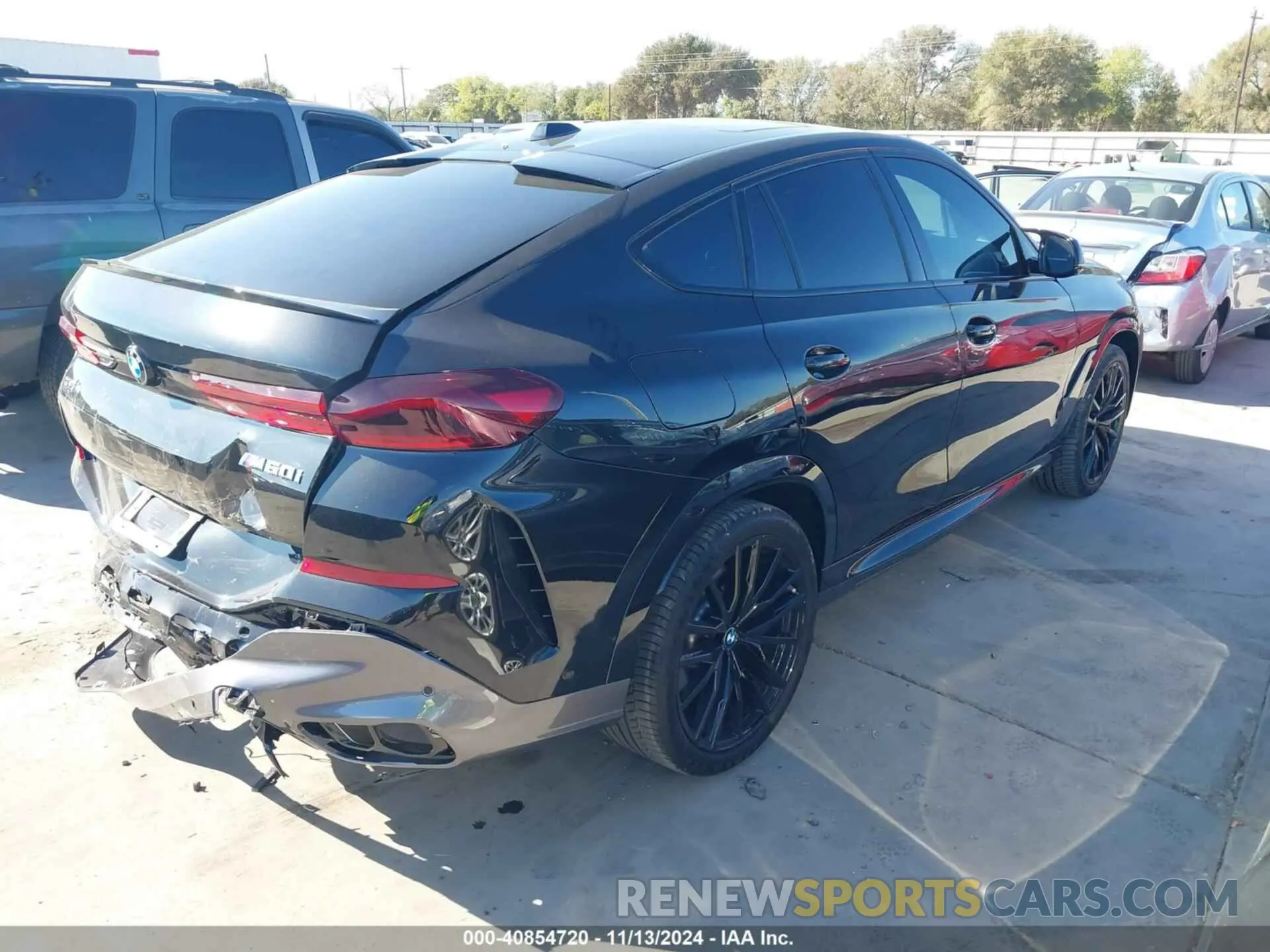 4 Photograph of a damaged car 5UX43EX05R9U48088 BMW X6 2024