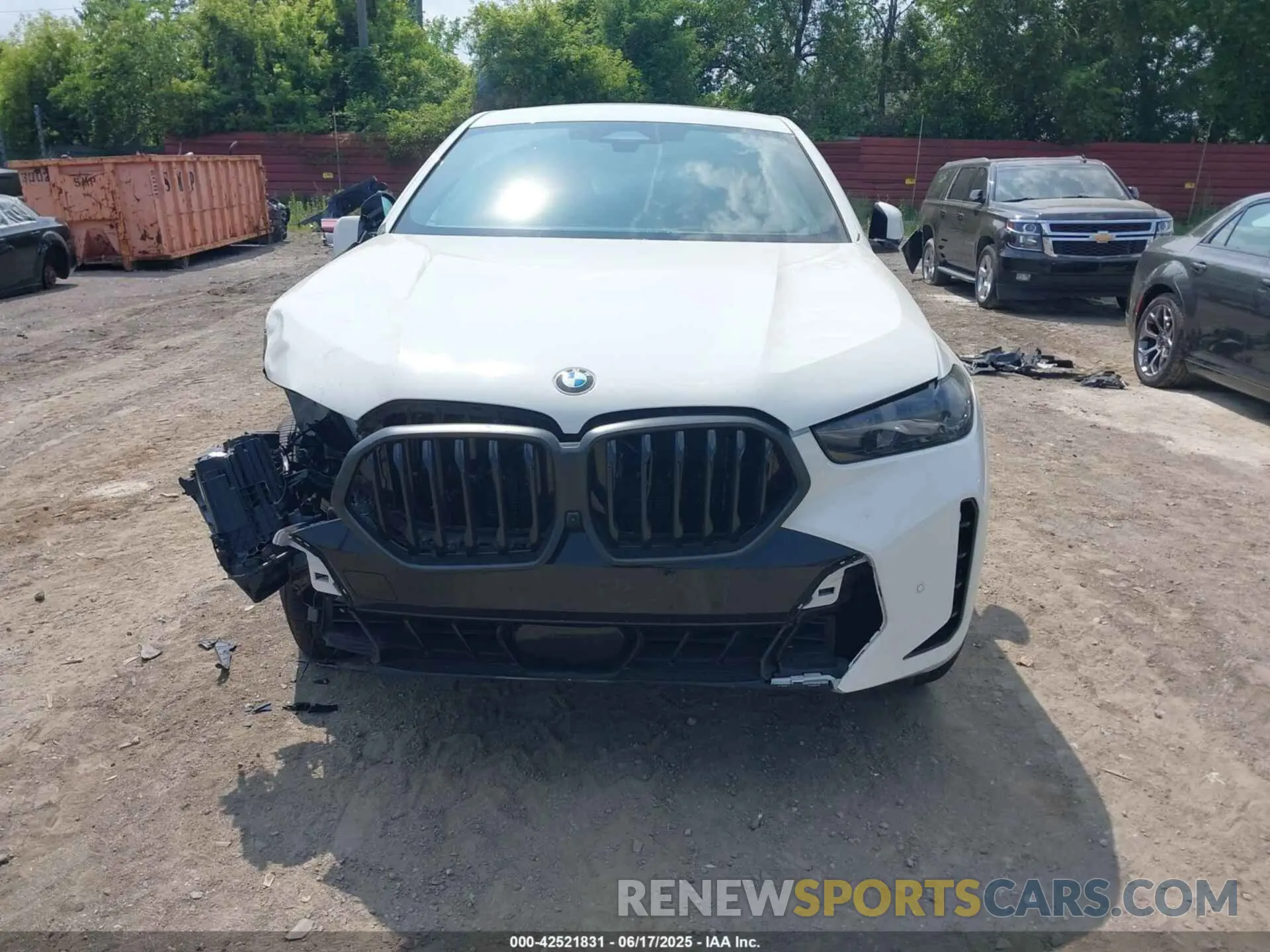12 Photograph of a damaged car 5UX33EX04S9Y77773 BMW X6 2025