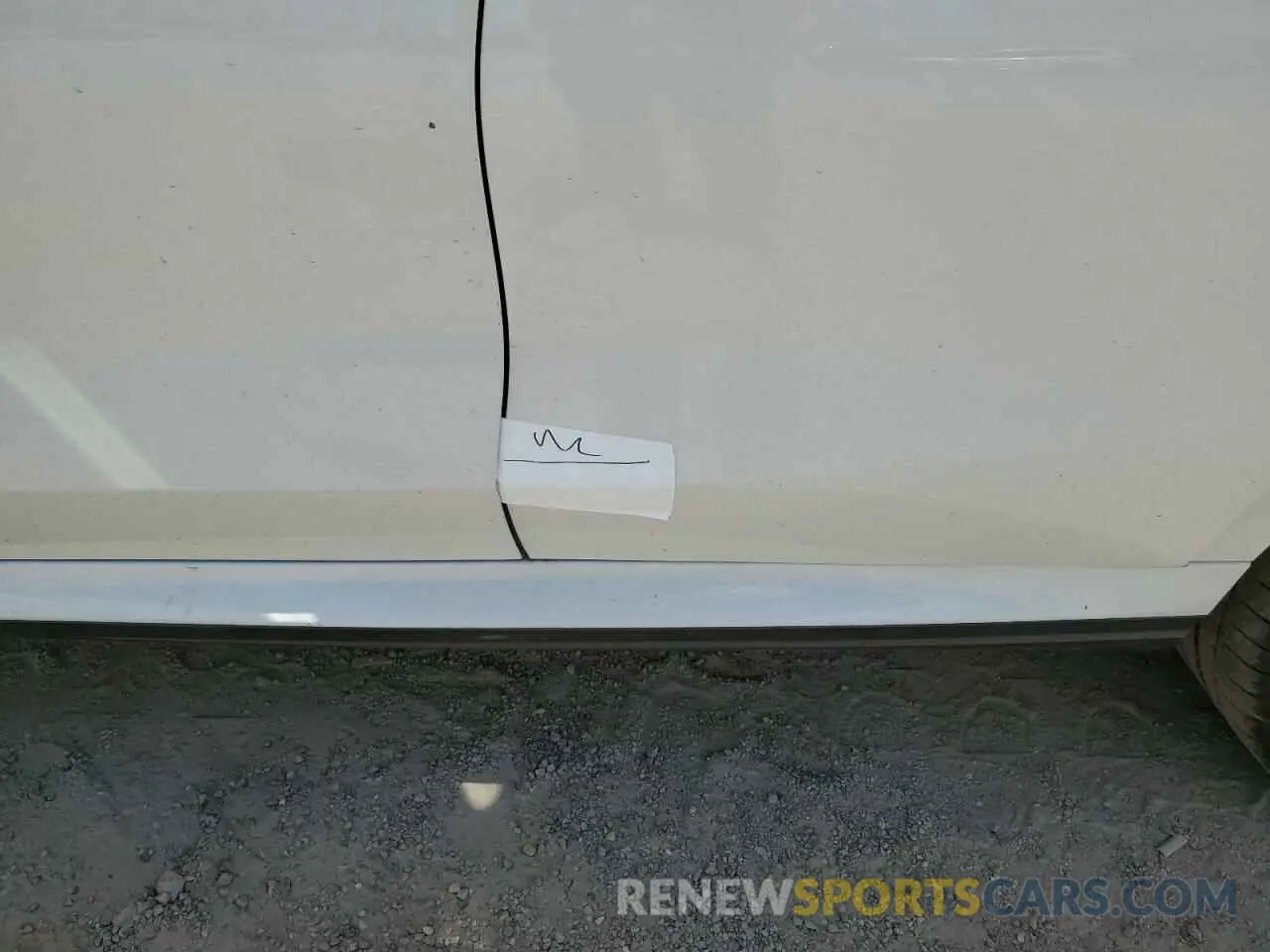 13 Photograph of a damaged car 5UX33EX05S9W42203 BMW X6 2025