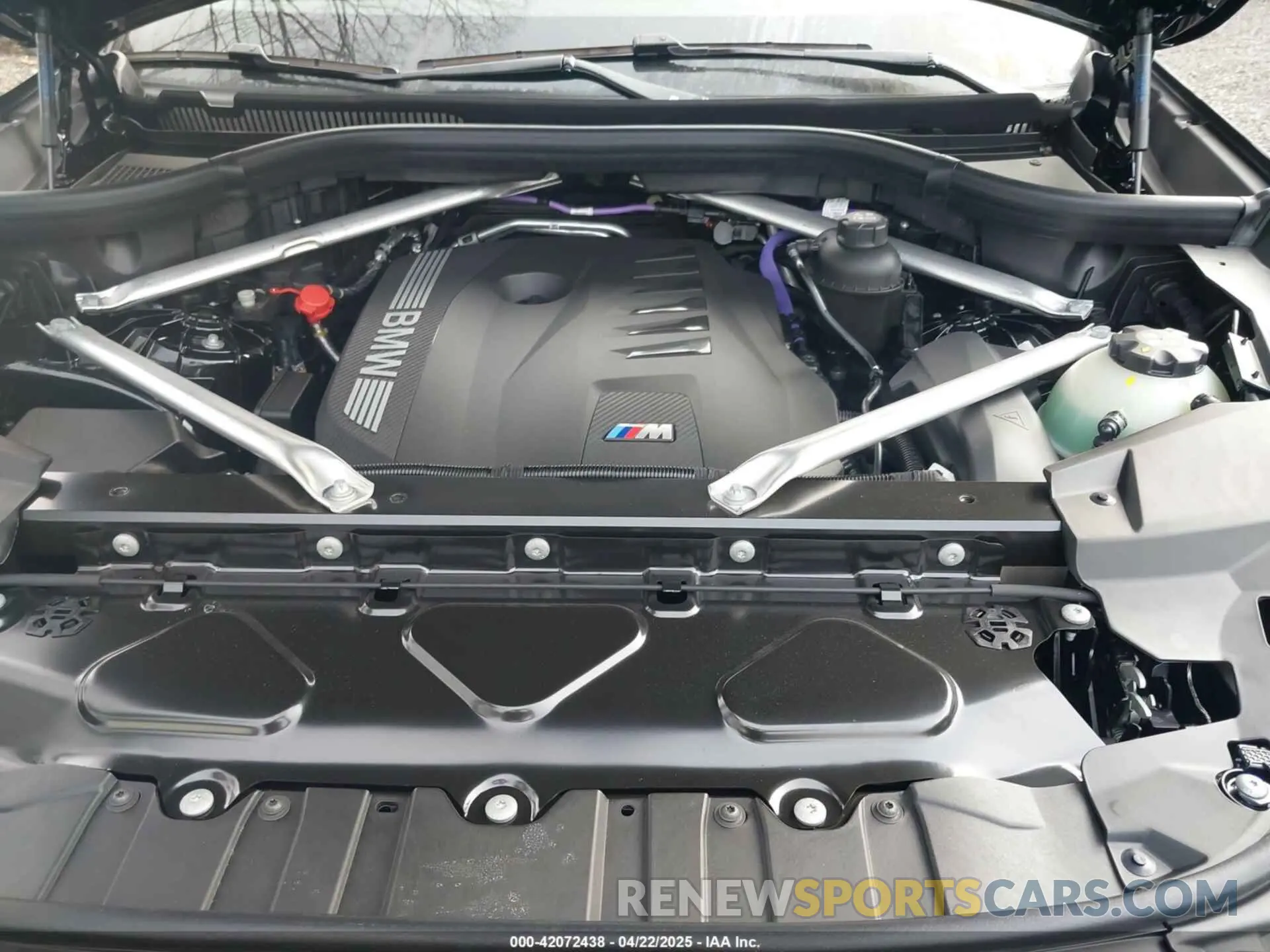 10 Фотография поврежденного автомобиля 5UX33EX09S9Y89594 BMW X6 2025