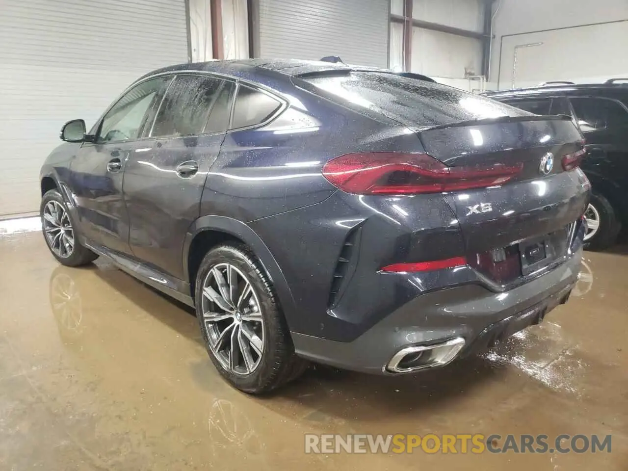 2 Photograph of a damaged car 5UX33EX0XS9Z57353 BMW X6 2025