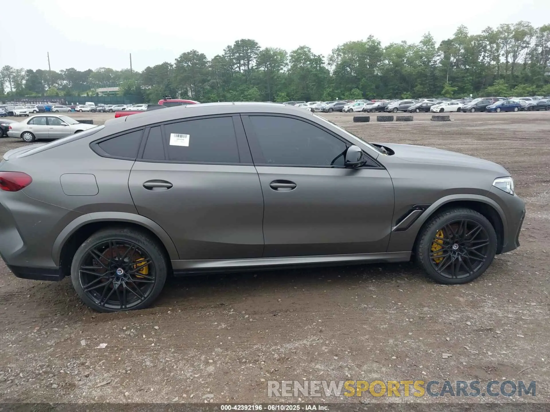 13 Photograph of a damaged car 5YMCY0C09M9E55362 BMW X6 M 2021