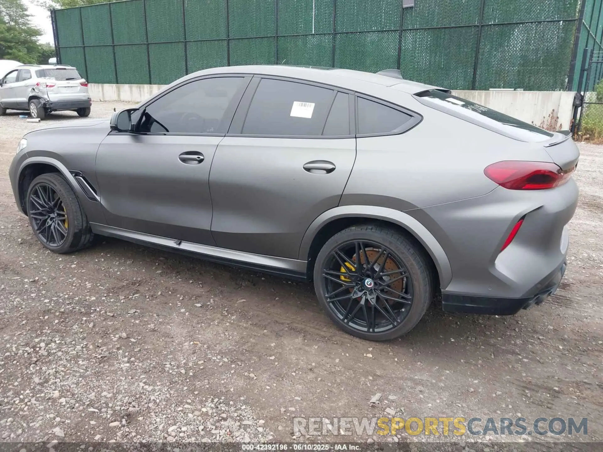 3 Photograph of a damaged car 5YMCY0C09M9E55362 BMW X6 M 2021