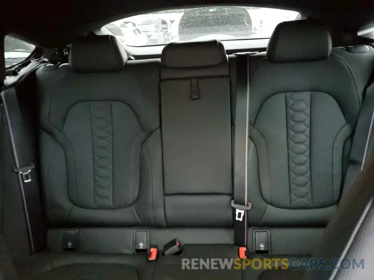 10 Photograph of a damaged car 5YM23ET08R9V15689 BMW X6 M COMPE 2024