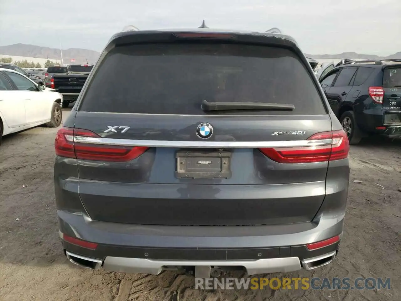 6 Photograph of a damaged car 5UXCW2C50KL086747 BMW X7 2019
