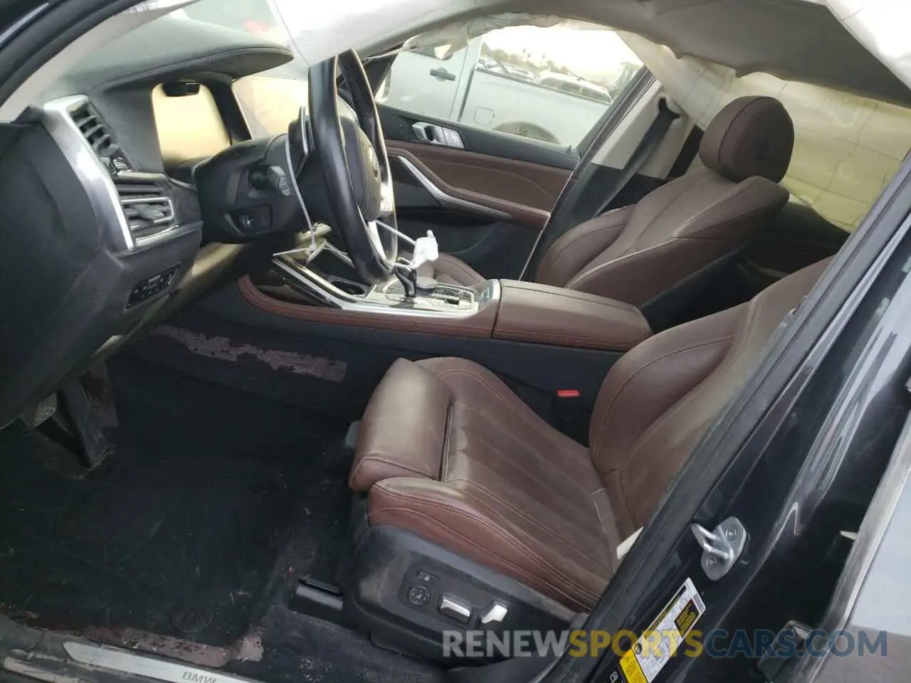 7 Photograph of a damaged car 5UXCW2C50KL086747 BMW X7 2019