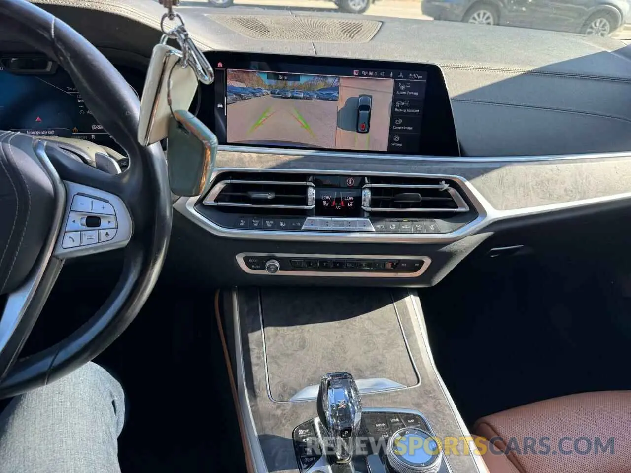 10 Фотография поврежденного автомобиля 5UXCW2C51KL086093 BMW X7 2019