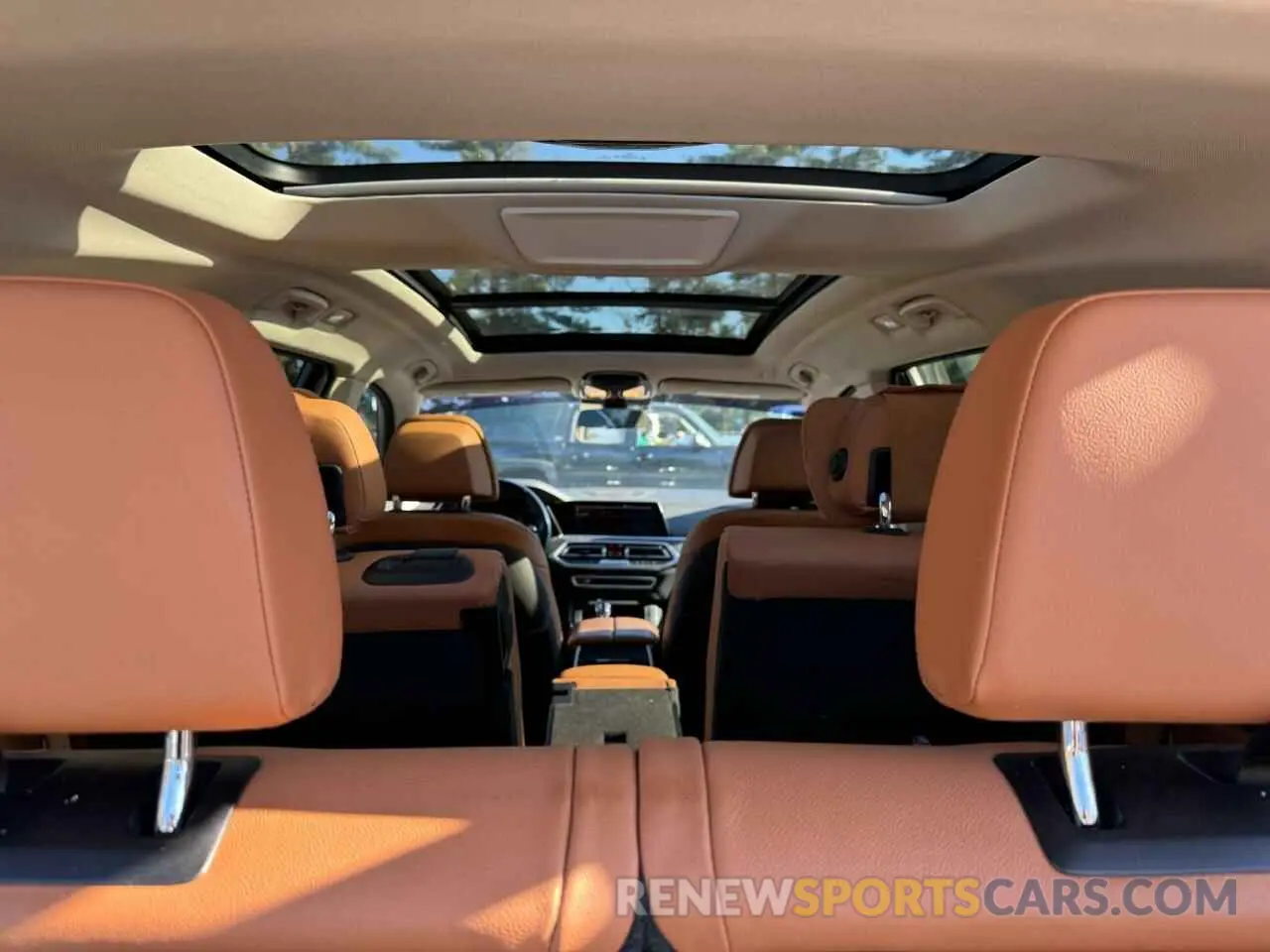 9 Фотография поврежденного автомобиля 5UXCW2C51KL086093 BMW X7 2019