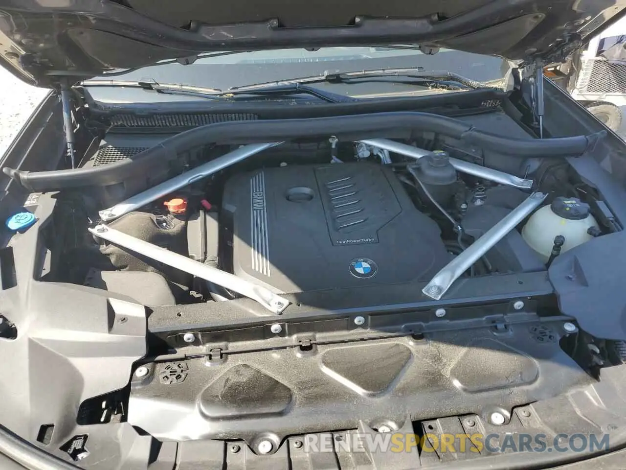 12 Photograph of a damaged car 5UXCW2C54KL082619 BMW X7 2019