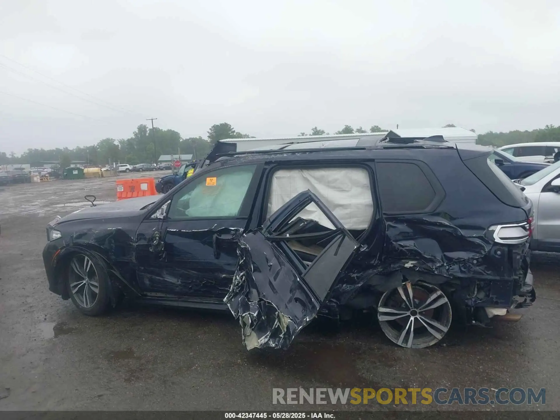 13 Фотография поврежденного автомобиля 5UXCW2C55KLB43740 BMW X7 2019