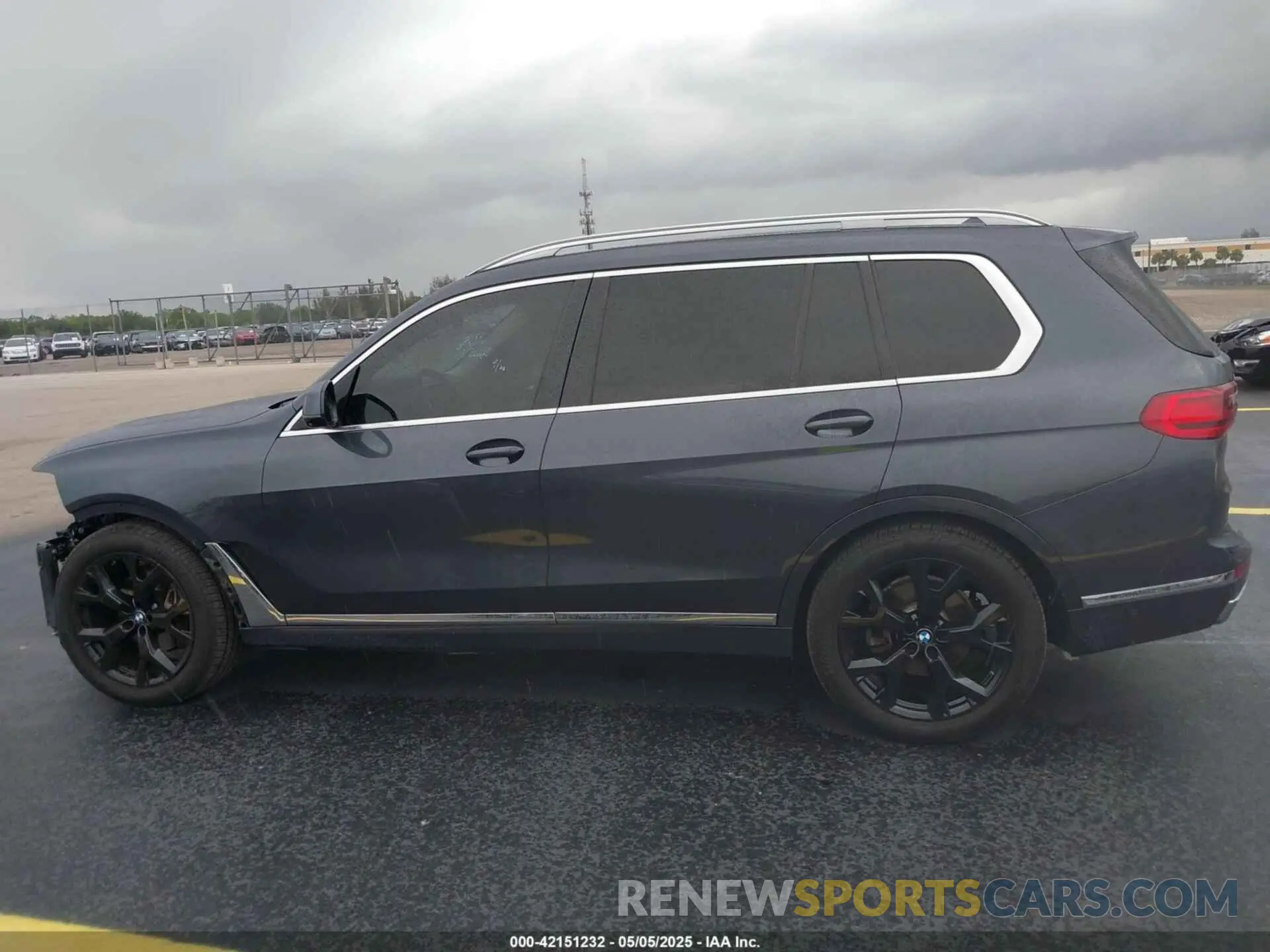15 Photograph of a damaged car 5UXCW2C56KL081312 BMW X7 2019