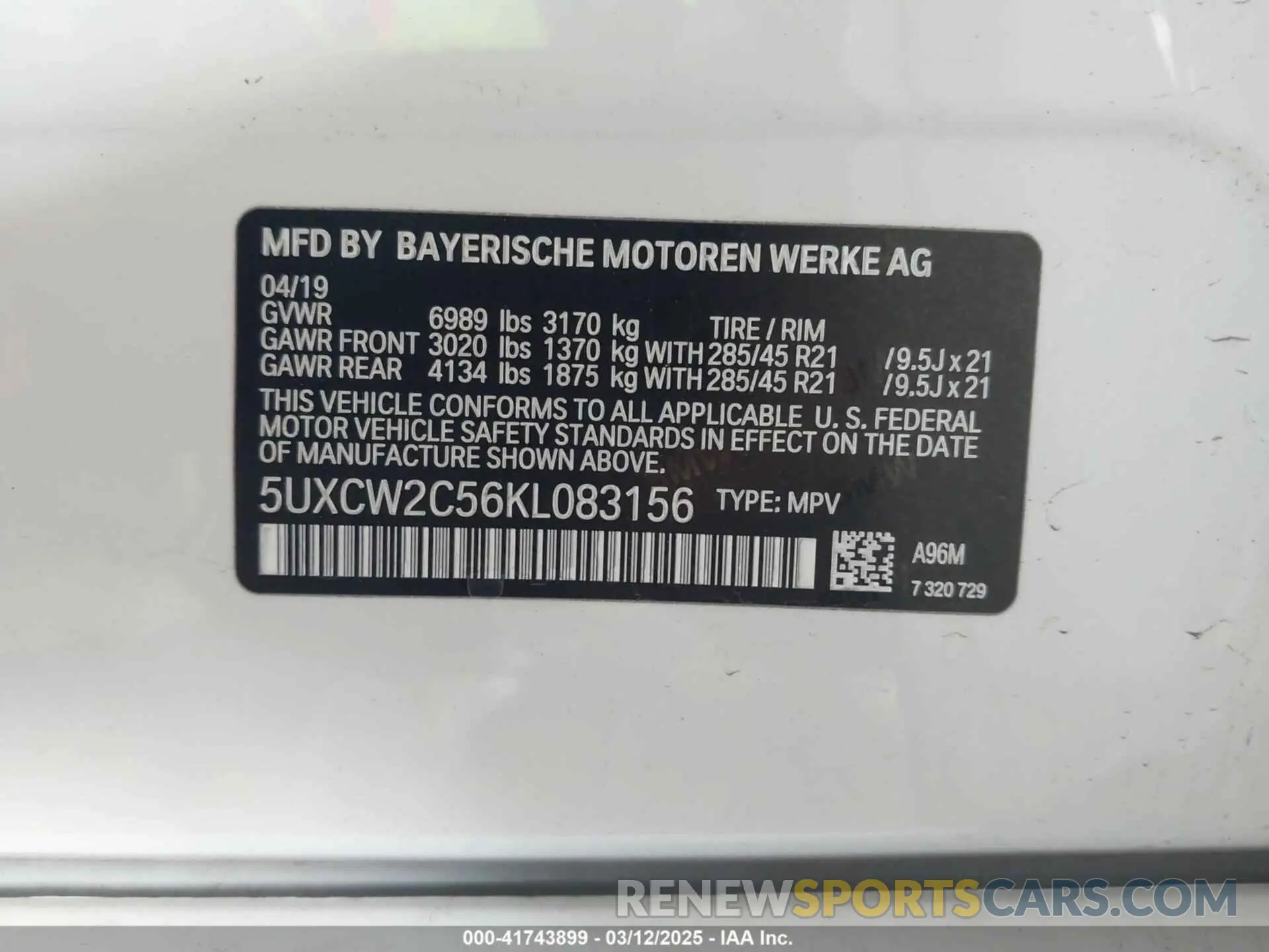 9 Photograph of a damaged car 5UXCW2C56KL083156 BMW X7 2019