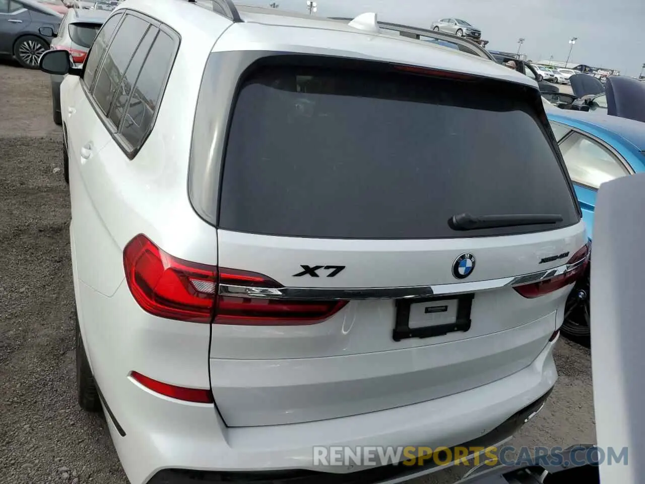 6 Photograph of a damaged car 5UXCW2C57KL085451 BMW X7 2019