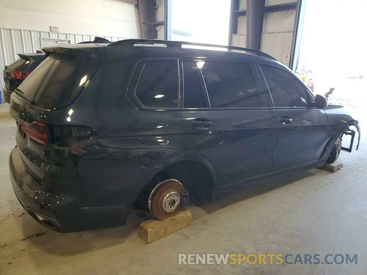 3 Фотография поврежденного автомобиля 5UXCW2C58KL081960 BMW X7 2019