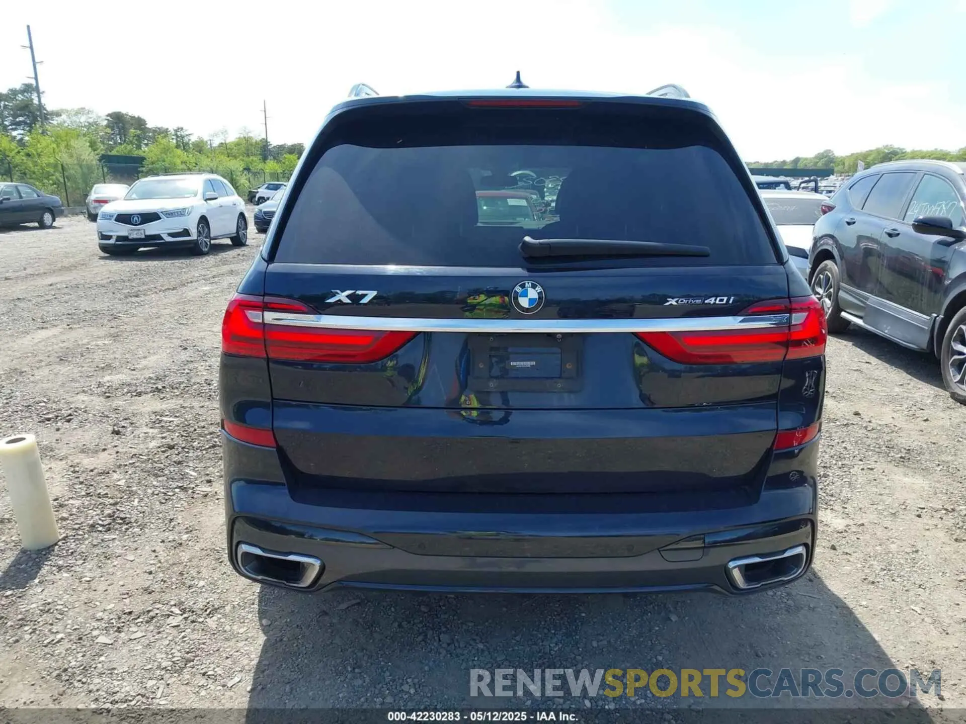16 Photograph of a damaged car 5UXCW2C5XKL084486 BMW X7 2019