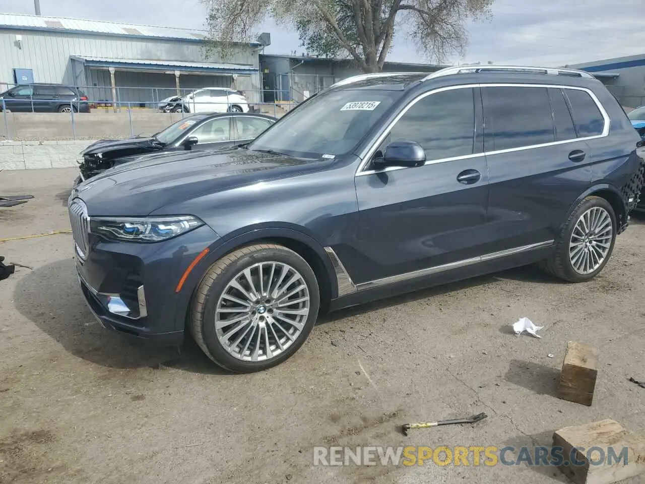 1 Photograph of a damaged car 5UXCX4C51KLB39757 BMW X7 2019
