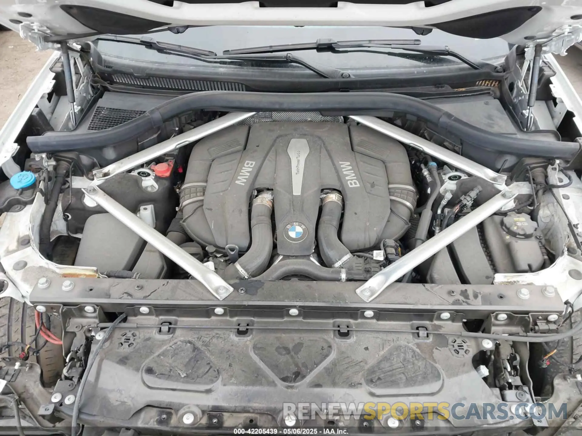 10 Фотография поврежденного автомобиля 5UXCX4C54KLS38182 BMW X7 2019
