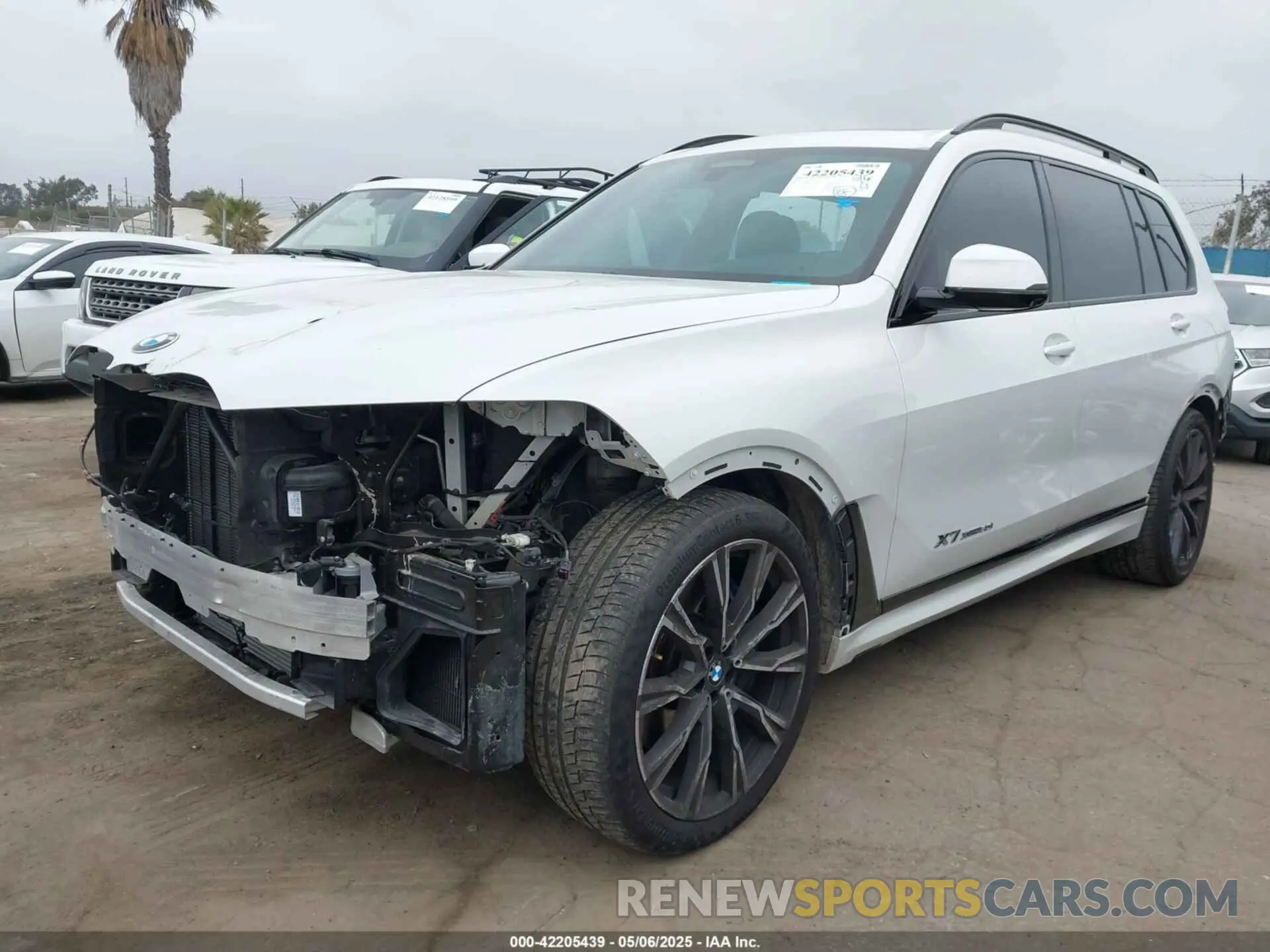 2 Фотография поврежденного автомобиля 5UXCX4C54KLS38182 BMW X7 2019