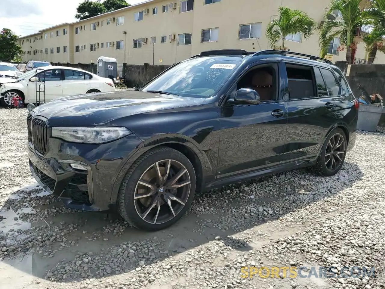 1 Photograph of a damaged car 5UXCX4C55KLS38711 BMW X7 2019