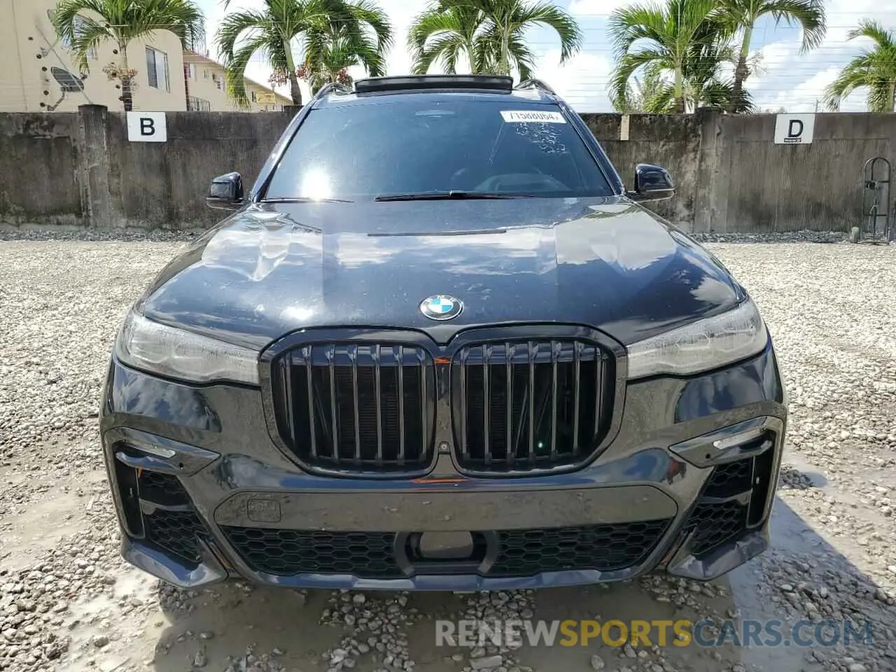 5 Photograph of a damaged car 5UXCX4C55KLS38711 BMW X7 2019