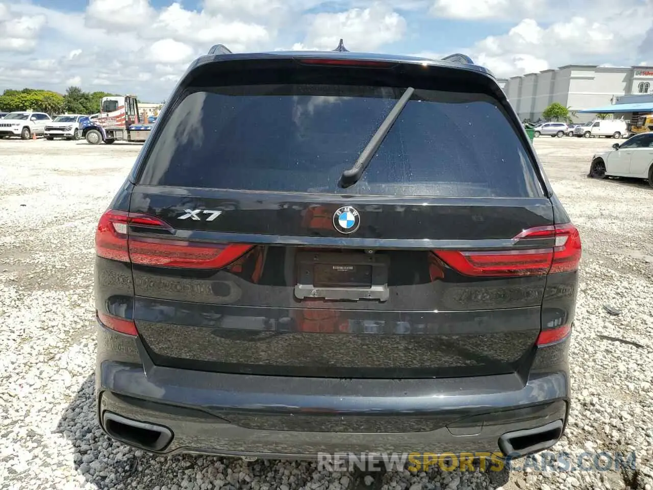 6 Photograph of a damaged car 5UXCX4C55KLS38711 BMW X7 2019