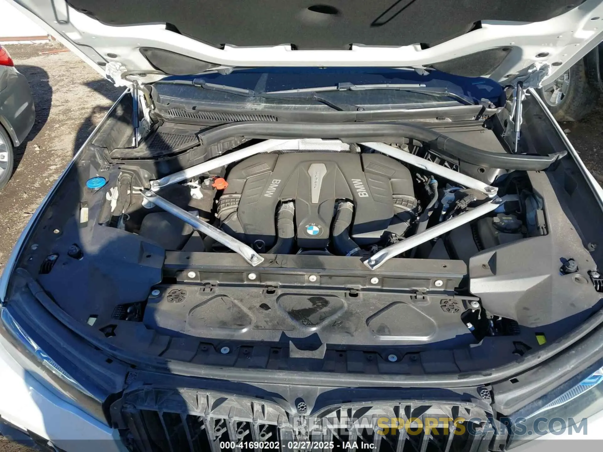 10 Photograph of a damaged car 5UXCX4C58KLS35656 BMW X7 2019