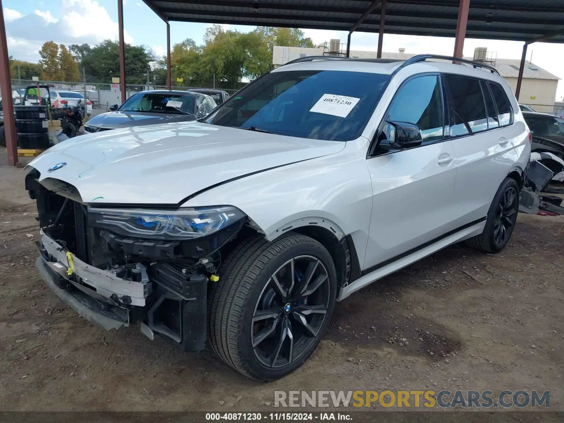 2 Photograph of a damaged car 5UXCX4C58KLS36628 BMW X7 2019