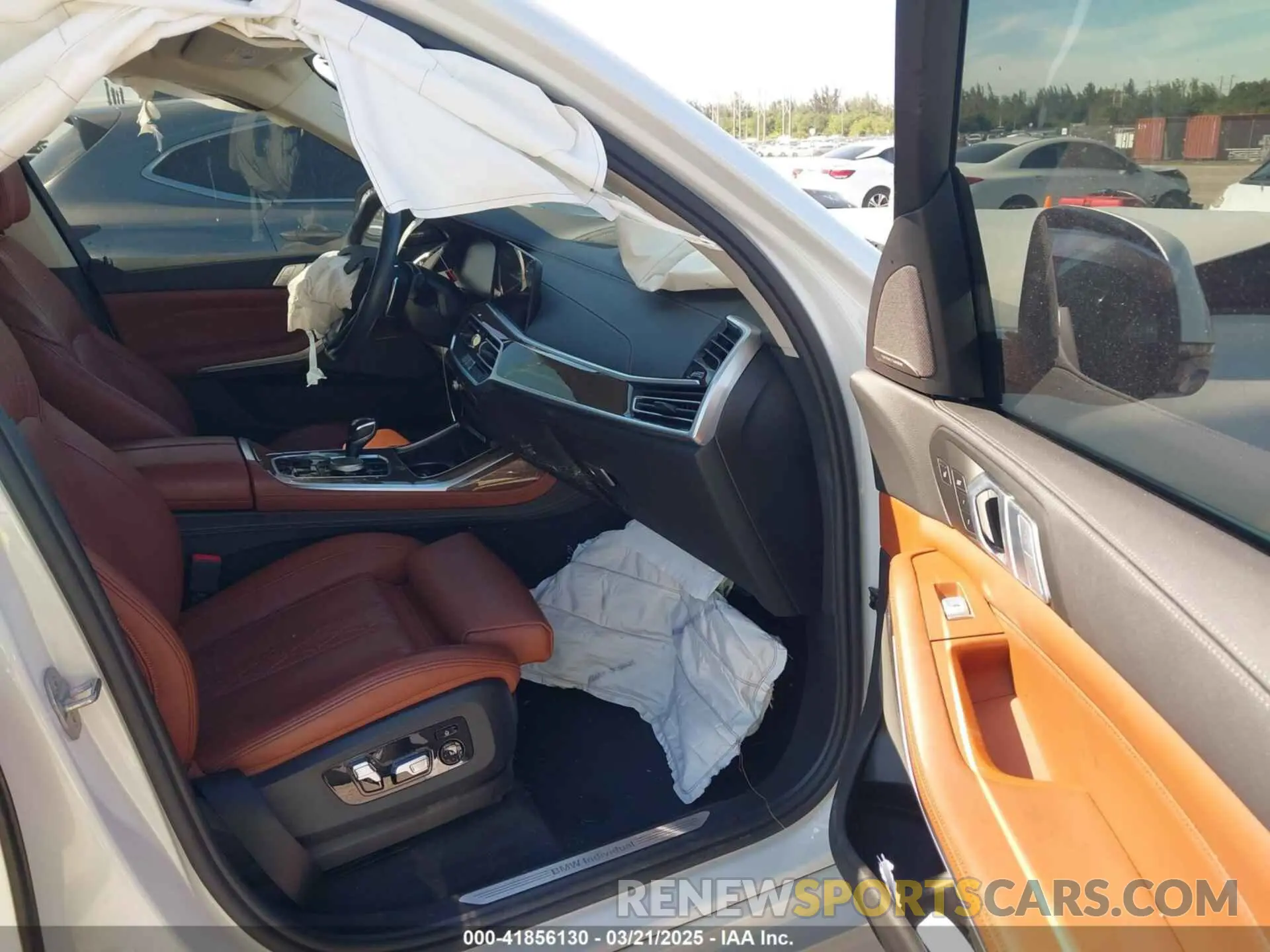 5 Фотография поврежденного автомобиля 5UXCW2C00L9A03002 BMW X7 2020