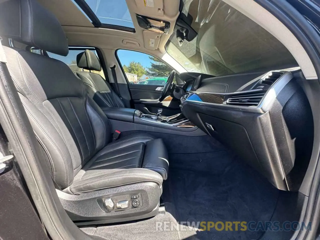 5 Фотография поврежденного автомобиля 5UXCW2C00L9A03064 BMW X7 2020