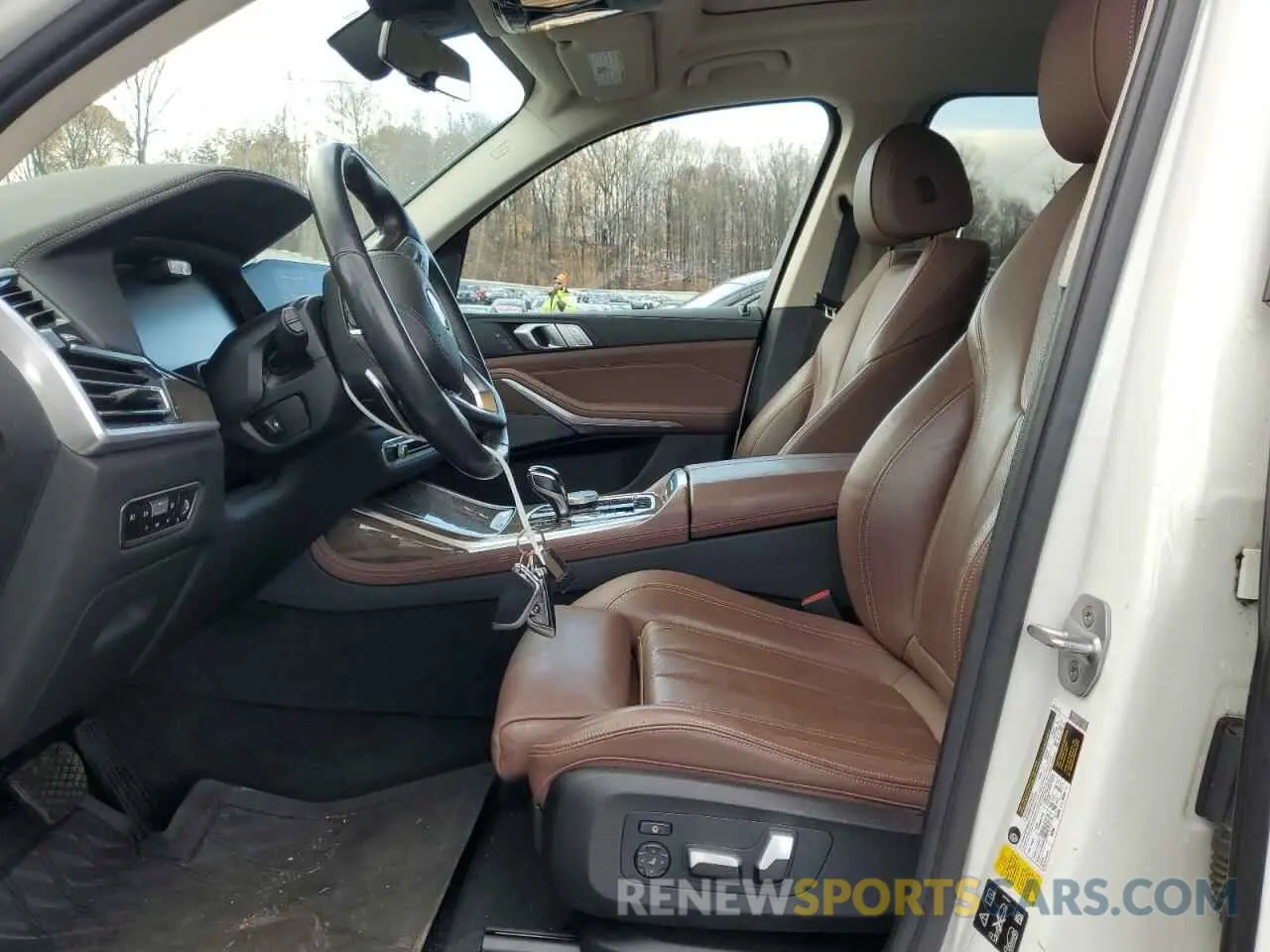 7 Фотография поврежденного автомобиля 5UXCW2C00L9B16433 BMW X7 2020