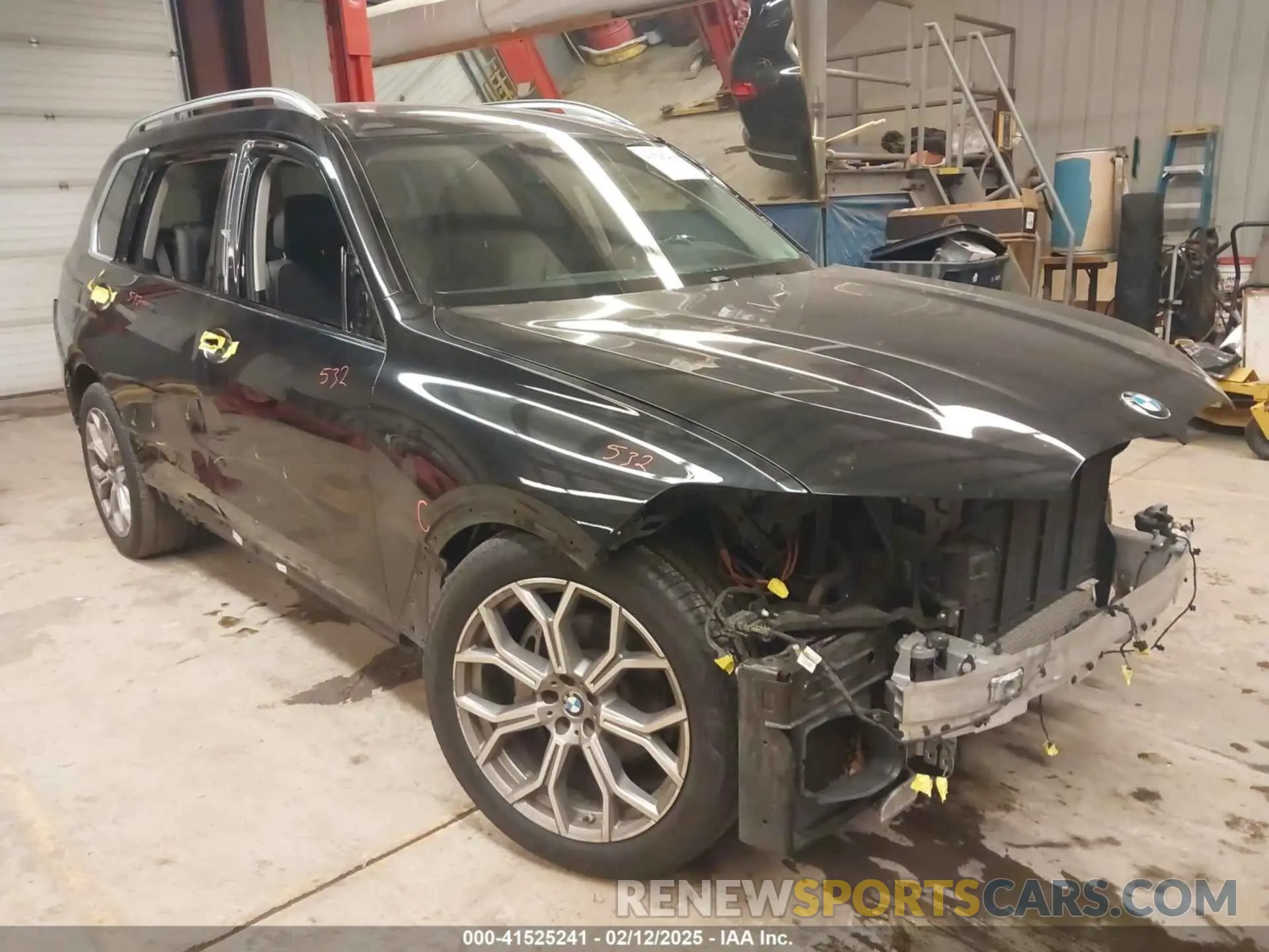 1 Фотография поврежденного автомобиля 5UXCW2C02L9B30415 BMW X7 2020